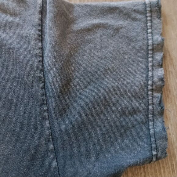 Thrashed Guns & Roses Rock Band TShirt  Adult Small Grey Sunfaded Stained Holes - Picture 4 of 9